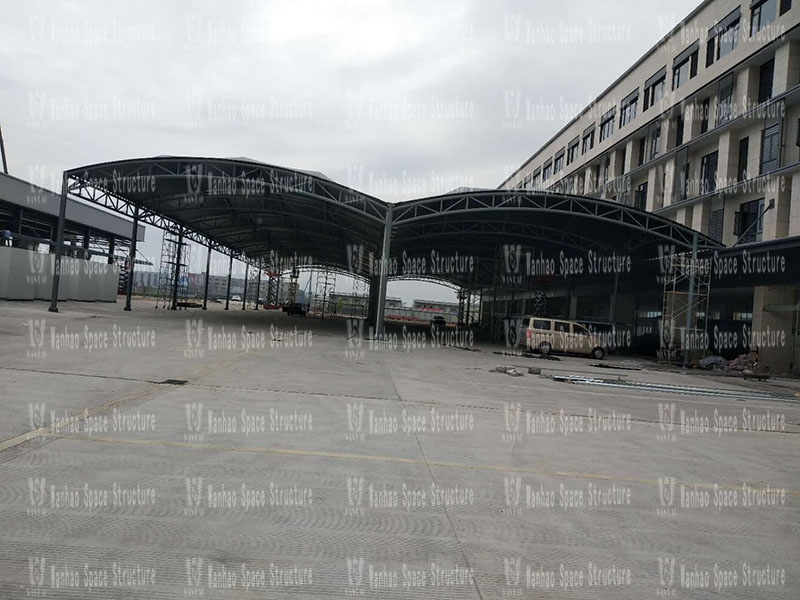 Fenghua Fangqiao agricultural and sideline steel structure canopy project won the award