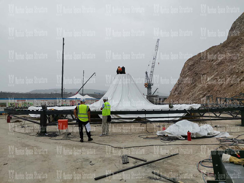 Construction of Nanjing Yuanbo Garden dome membrane structure shed project