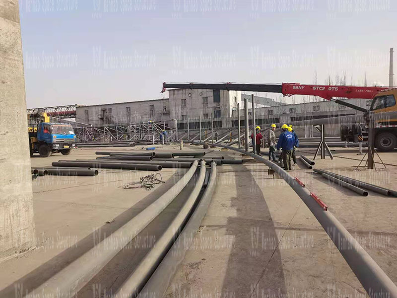 The steel structure construction of the steel frame membrane shed construction project of Inner Mongolia Energy Great Wall Coal Preparation Plant