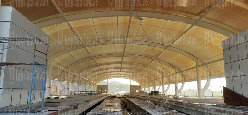 The steel-membrane structure of the Lianhu Station of Qingyuan Maglev Project is coming to an end