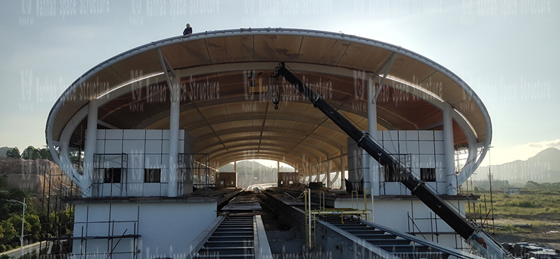 The steel-membrane structure of the Lianhu Station of Qingyuan Maglev Project is coming to an end