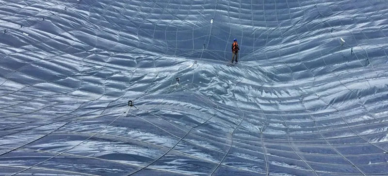 Airbag ETFE membrane structure