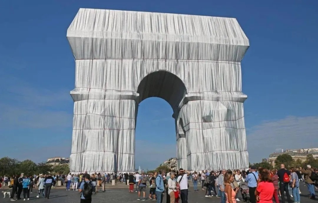 The Arc de Triomphe wrapped in [membrane]