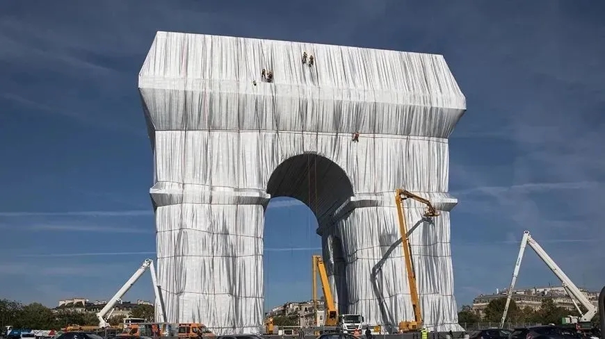 The Arc de Triomphe wrapped in [membrane]