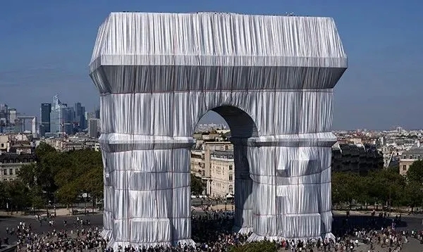 The Arc de Triomphe wrapped in [membrane]