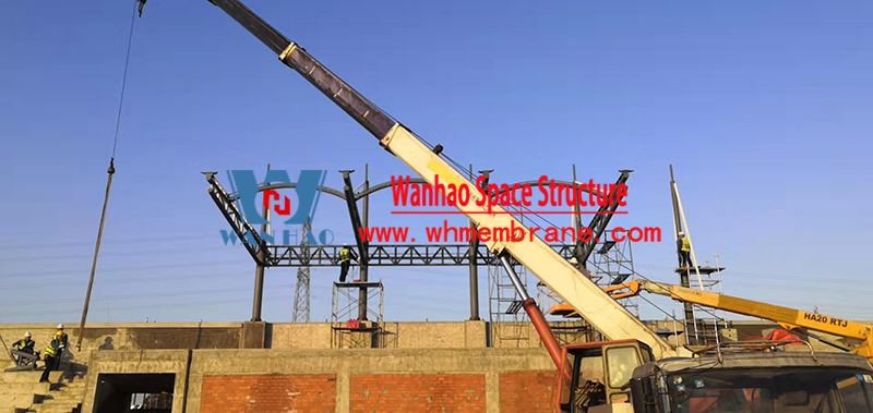 The steel structure of the membrane structure project of the new nine-year consistent school in Zhangjiagang City is coming to an end