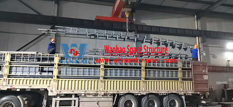 The roof steel structure of the ETFE roof membrane structure project of Chongqing Longxing Football Stadium is completed, and the membrane structure is being installed
