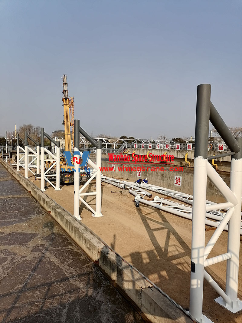 The oxidation ditch column in the south area of the first-phase oxidation ditch seal upgrade and renovation project of Bozhou Sewage Treatment Plant has been installed