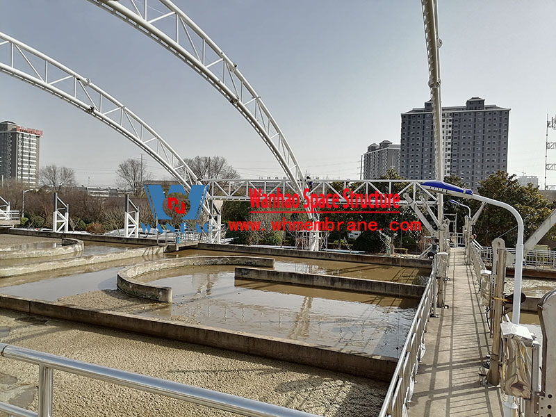 The anaerobic tank vertical mask of the first-phase oxidation ditch sealing upgrade and renovation project of Bozhou Sewage Treatment Plant has been stretched