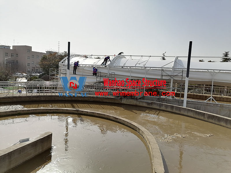 The anaerobic tank vertical mask of the first-phase oxidation ditch sealing upgrade and renovation project of Bozhou Sewage Treatment Plant has been stretched