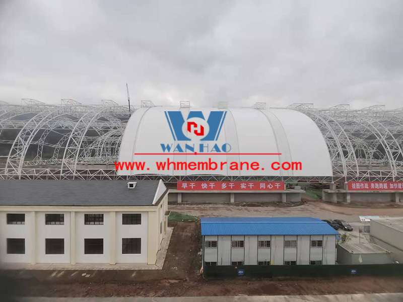 The membrane structure is being installed in the construction project of Sichuan Gaoxing Coal Reserve Base