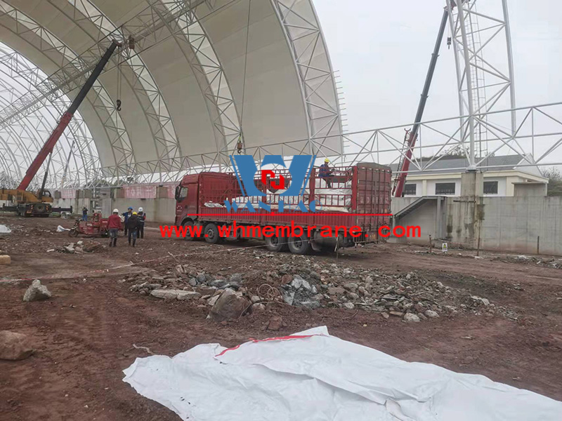 The membrane structure is being installed in the construction project of Sichuan Gaoxing Coal Reserve Base