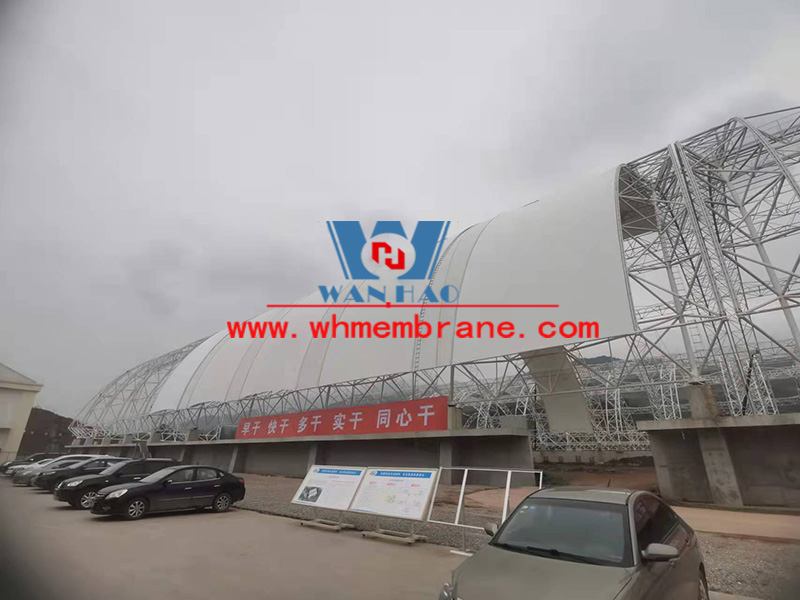The membrane structure is being installed in the construction project of Sichuan Gaoxing Coal Reserve Base