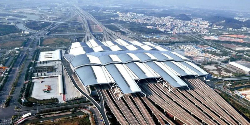 The roof of Guangzhou South Railway Station is actually soft