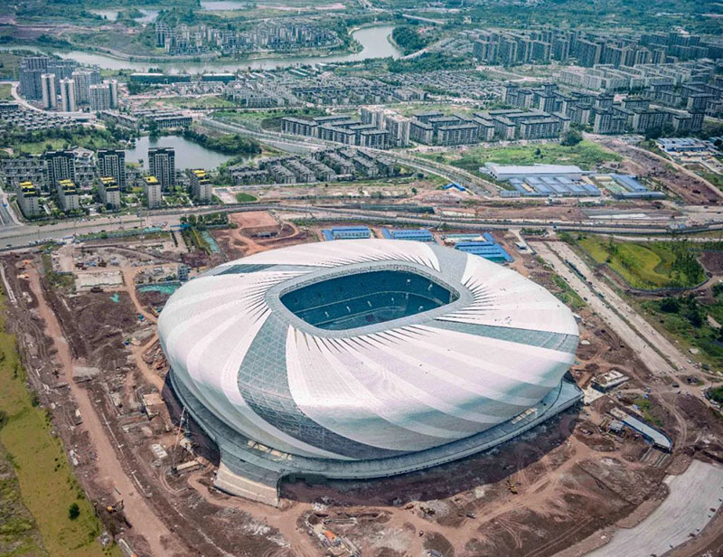 The latest development! Longxing football stadium was completed and delivered at the end of October