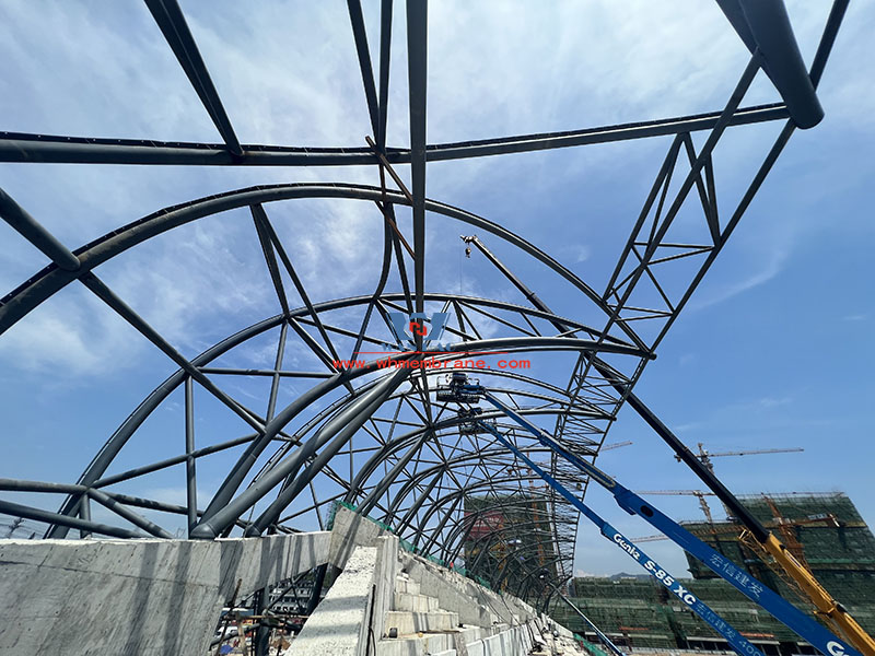 Longquan City Stadium steel film structure project steel structure is nearing the end