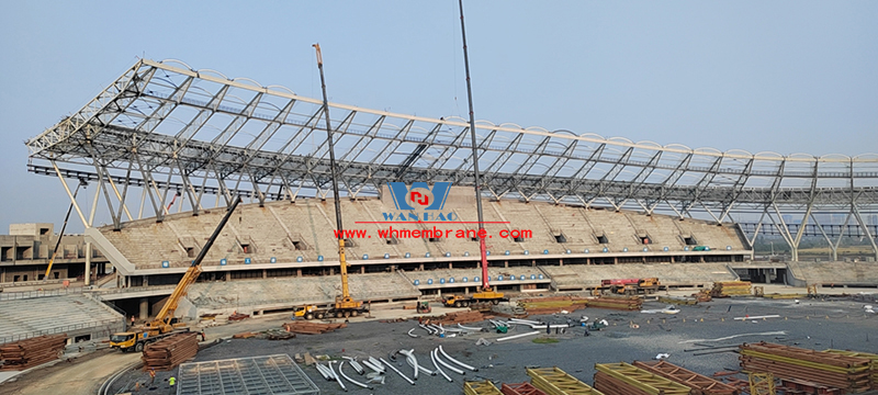 Xiangyang Olympic Sports Center membrane structure project steel structure is nearing the end, membrane structure installation began