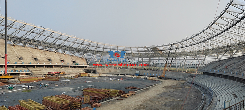 Xiangyang Olympic Sports Center membrane structure project steel structure is nearing the end, membrane structure installation began