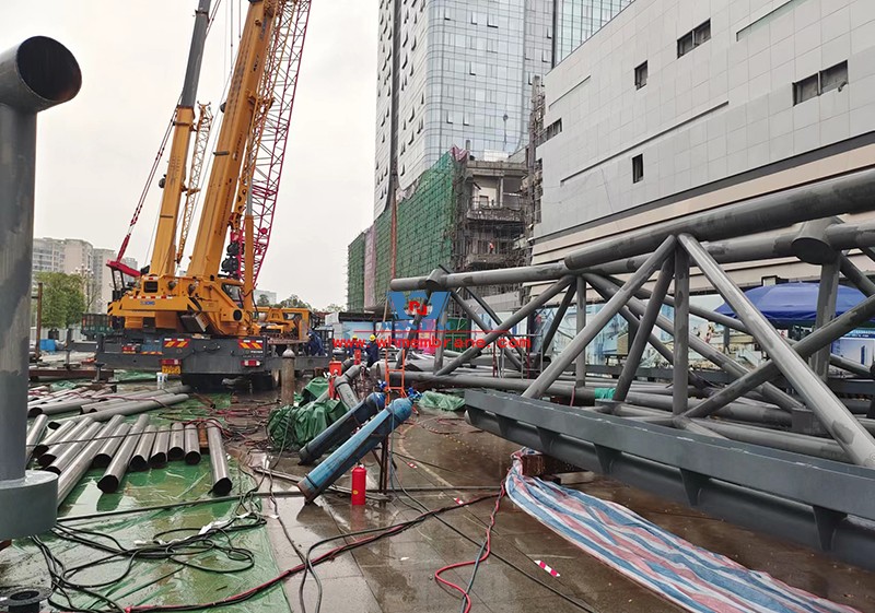 The construction of the steel film structure ETFE ROOFing CURTAIN PROJECT of the commercial (Wanda Plaza) renovation project of No. 6 plot of Mingyu Plaza began