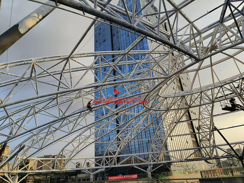 The steel membrane structure ETFE Canopy project of commercial (Wanda Plaza) renovation project of No.6 Mingyu Plaza is under hot construction