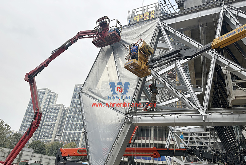 Site construction progress of Chengdu Zhongjian Jin source-sink membrane structure Engineering Project