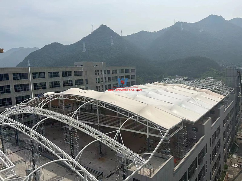 Zhejiang True Love Carpet Industry Technology Co., LTD. Workshop three roof membrane structure project completed good luck!