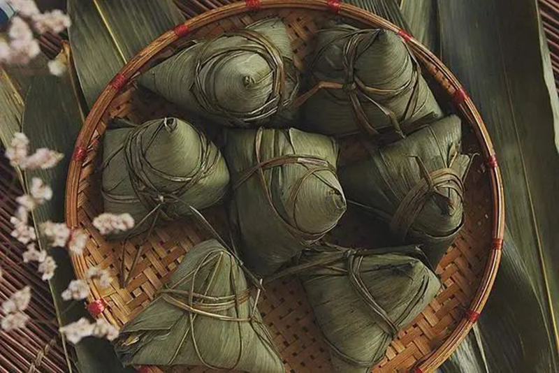 Zongqing Dragon Boat Festival | wish all good take "Zongzi" and come