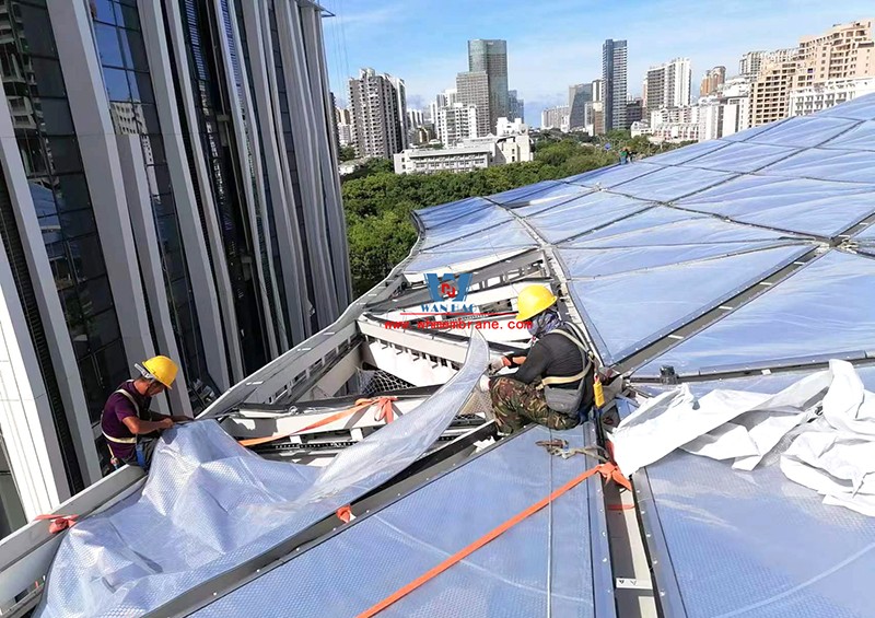 Even though the sun is hot, the footsteps never stop! There is the latest news on the construction progress of the ETFE air pillow membrane project in Hainan