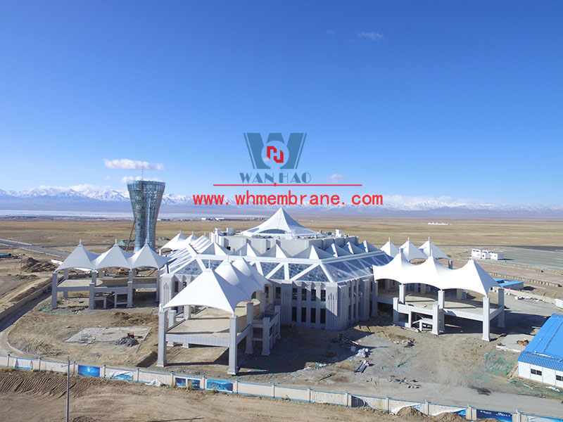 Qinghai Chaka Salt Lake sky border distribution center steel film structure project