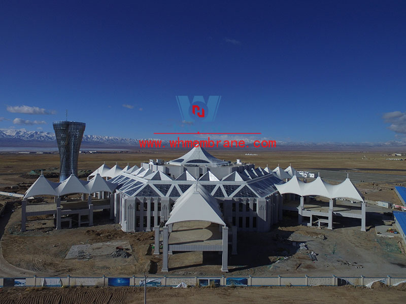 Qinghai Chaka Salt Lake sky border distribution center steel film structure project