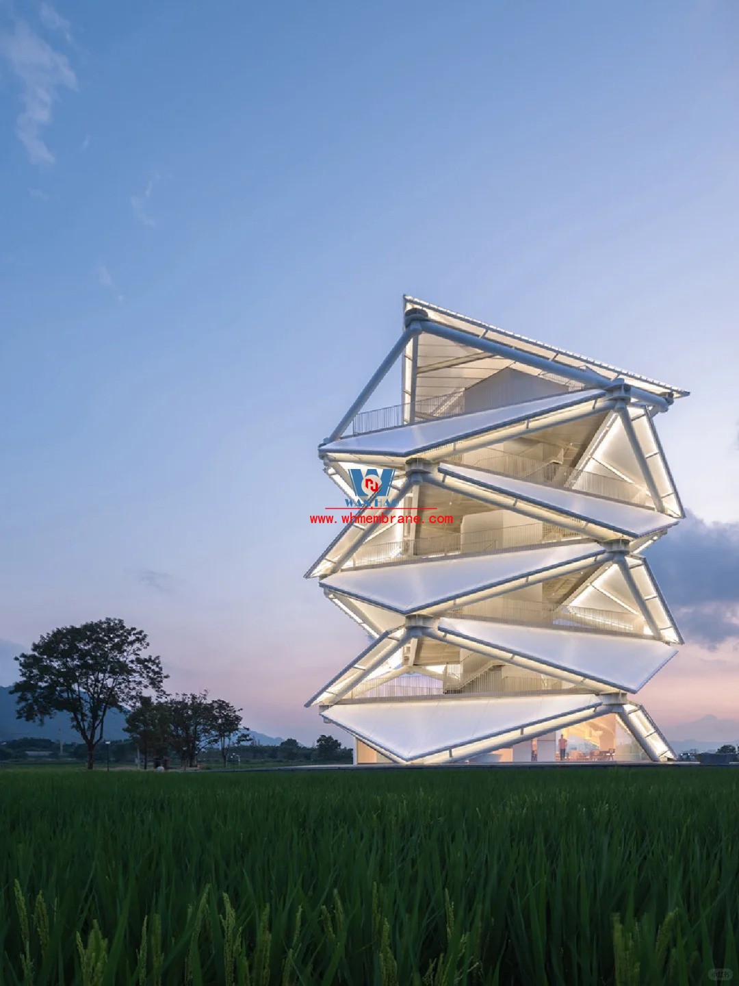 A steel film structure with creativity and artistic beauty