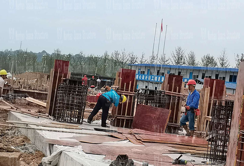 The construction of the landscape membrane structure project of Sichuan Nanzhijia Photographic College began