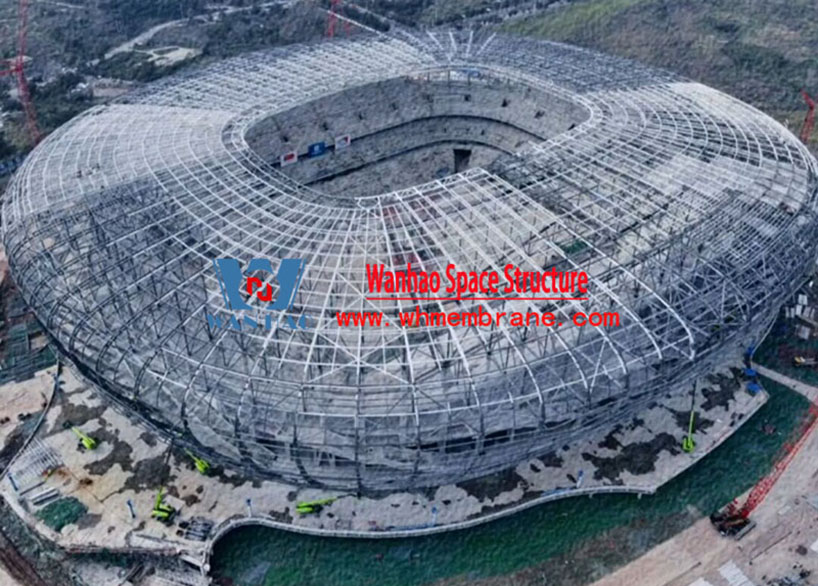 Big Span Truss ETFE Single Layer Steel Tensile Structure Project of Chongqing Longxing Football Stadium , the host site of 2023 Asian Cup