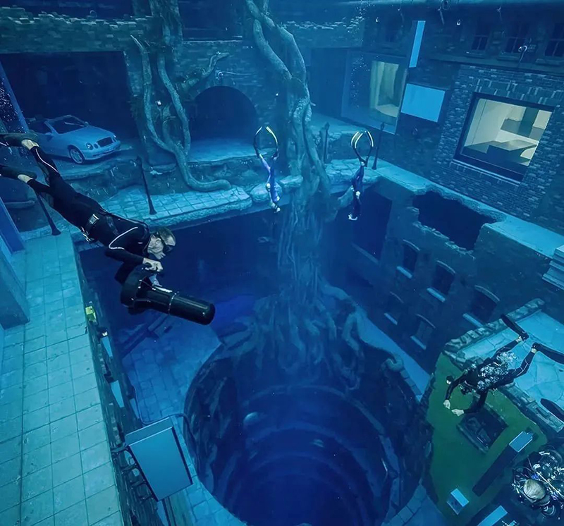 World's deepest pool, 60 meters underground