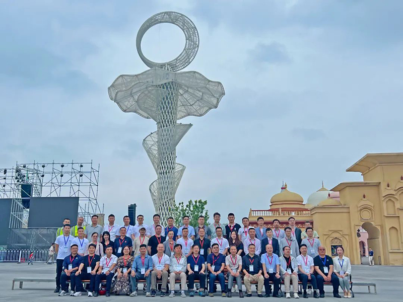 ETFE Membrane Structure Innovation and Development Forum and Xi 'an Silk Road-Love Tower Project Observation and exchange meeting a complete success!