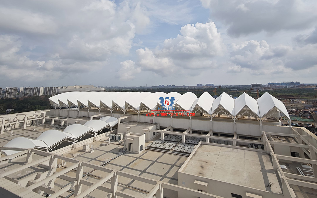 The First Affiliated Hospital of Hainan Medical College, Jiangdong New District, has successfully completed the canopy of the corridor