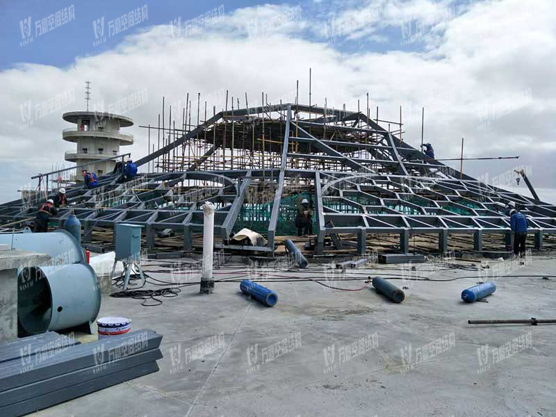 The Steel Membrane Structure Project of the Qinghai Chaka Salt Lake Sky Distribution Center is Completed